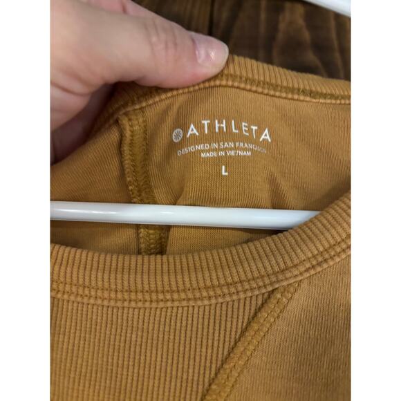 Athleta Short Sleeve Crop Sweatshirt Large - Picture 5 of 5